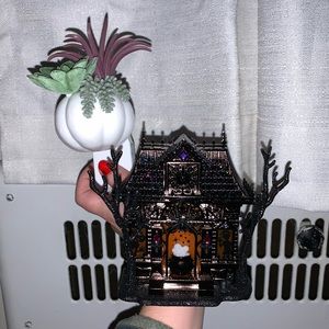 LIMITED EDITION B&BW WALLFLOWER SET🧡